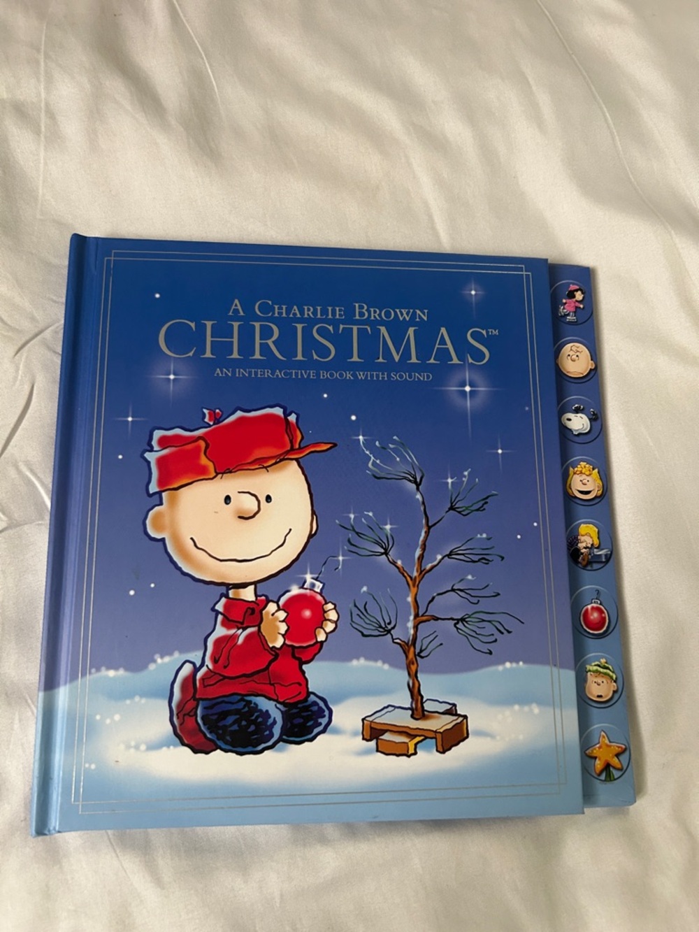 LiKe💙for 20% off🪁 A Charlie Brown Christmas hallmark interactive book 2010